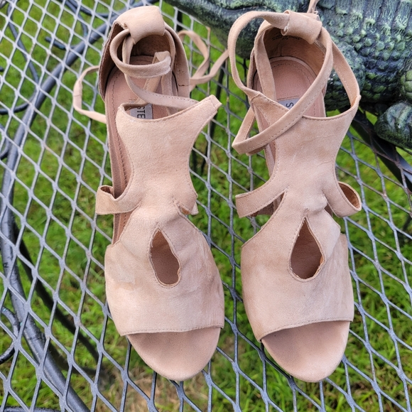 Steve Madden Sashy Wraparound Ankle Tie Sandal 8.5 - Picture 3 of 13